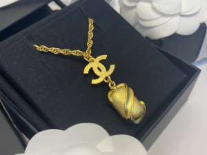 Replica Womens Jewelry Chanel Pearl CC Logo Pendant Necklace A39PP280 AA186671