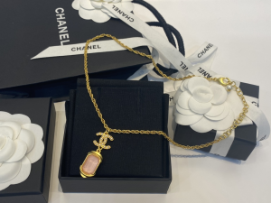 Replica Womens Jewelry Chanel Pearl CC Logo Pendant Necklace A39PP280 AA186671