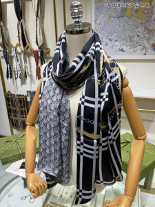 Gucci GG Black Cashmere Silk Scarf 