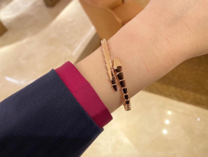 Replica Womens Jewelry Bvlgari Serpenti Viper Bracelet A152PP380 AA187243