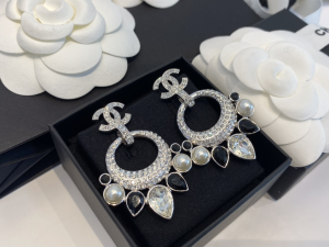 Replica Womens Jewelry Chanel Crystals CC Diamonds Earrings A39PP180 AA187265