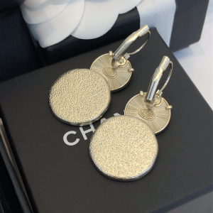Replica Womens Jewelry Chanel Gold CC Round Earrings A39PP180 AA187264