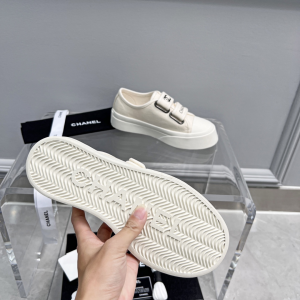 Replica Womens Shoes Chanel 2022 White Fabric Sneakers 35 To 39 A151PP480 AA187607