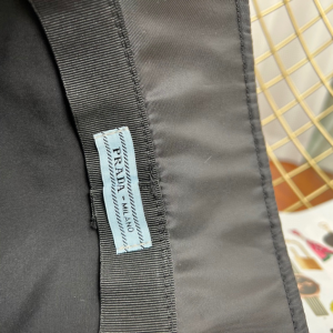 Replica Womens Hats Prada Black Padded Re Nylon Bucket Hat A190PP180 AA187789