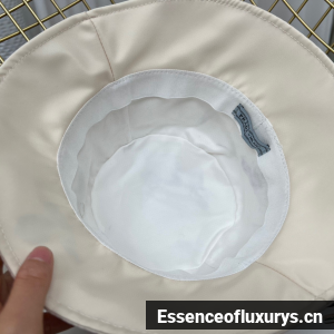 Replica Womens Hats Prada Off White Padded Re Nylon Bucket Hat A190PP180 AA187788
