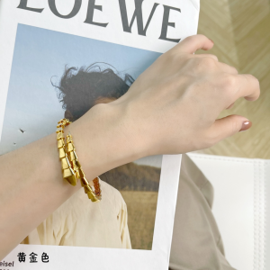 Replica Womens Jewelry Bvlgari Serpenti Viper Bracelets A62PP380 AA187702