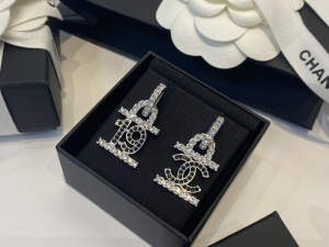 Chanel Crystals CC 19 Earrings 