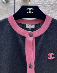 Replica Womens Clothing Chanel CC Logo Black Pink Sweaters SML A40PP780 AA187841
