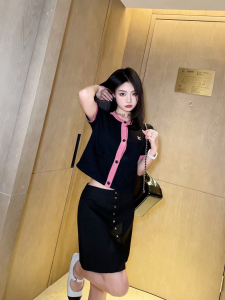 Replica Womens Clothing Chanel CC Logo Black Pink Sweaters SML A40PP780 AA187841