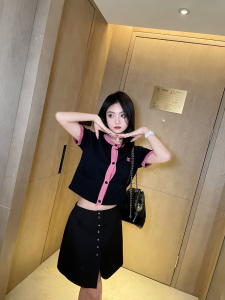 Replica Womens Clothing Chanel CC Logo Black Pink Sweaters SML A40PP780 AA187841