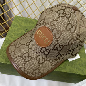 Gucci Beige Jumbo GG Canvas Baseball Hat 
