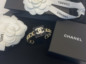 Replica Womens Jewelry Chanel CC Logo Gold Cuff Bracelet AB8670 A39PP180 AA187809