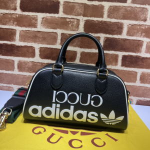 Adidas x Gucci Mini Duffle Bag Black Leather Gucci Adidas Trefoil Print Adidas x Gucci Mini Duffle Bag Black Leather Gucci Adidas Trefoil Print