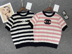 Chanel CC Logo Sweater Tops 