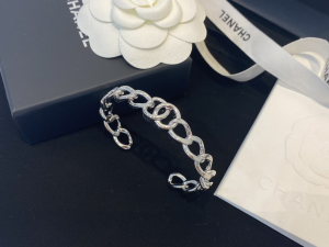 Replica Womens Jewelry Chanel Silver CC Logo Link Bracelets A39PP180 AA188123