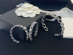 Replica Womens Jewelry Chanel Silver CC Logo Link Bracelets A39PP180 AA188123