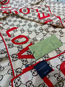 Replica Womens Scarf Gucci GG Love Print Silk Scarf Red 140x140CM A151PP280 AA188291