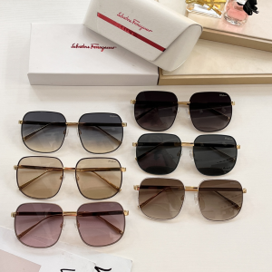 Replica Womens Sunglasses Ferragamo Replica Sunglasses SF9037 A65PP180 AA188218