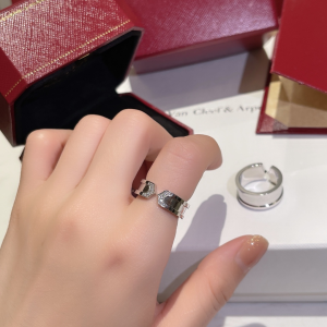 Replica Womens Jewelry Cartier Silver Diamonds Rings A173PP180 AA188550
