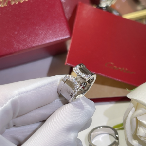 Replica Womens Jewelry Cartier Silver Diamonds Rings A173PP180 AA188550