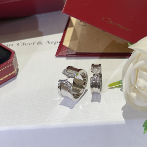 Replica Womens Jewelry Cartier Silver Diamonds Rings A173PP180 AA188550
