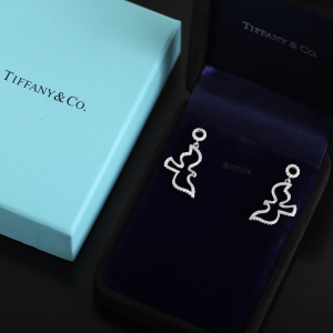 Replica Womens Jewelry Tiffany Diamonds Bird Earrings A205PP180 AA188567