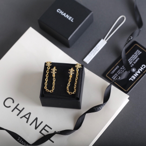 Replica Womens Jewelry Chanel 2022 Crystals CC Chain Earrings A39PP180 AA188819