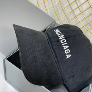 Replica Womens Hats Balenciaga Black Cotton Baseball Cap Hat A190PP180 AA189144