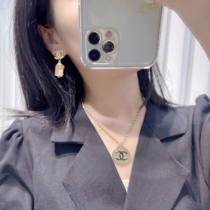 Replica Womens Jewelry Chanel Pearls CC Logo Earrings A62PP180 AA189245