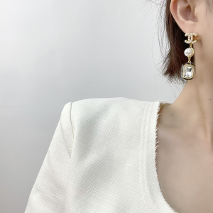 Replica Womens Jewelry Chanel Pearls CC Logo Earrings AB8910 A62PP180 AA189243