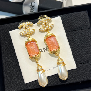 Chanel Pearls CC Logo Earrings AB8910 