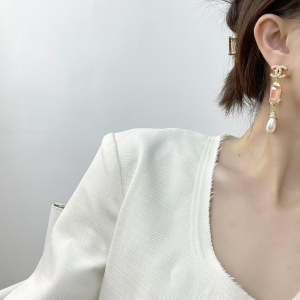 Replica Womens Jewelry Chanel Pearls CC Logo Earrings AB8910 A62PP180 AA189244