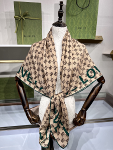 Replica Womens Scarf Gucci GG Love Silk Scarf in Beige 140x140CM A190PP280 AA189509