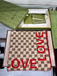 Replica Womens Scarf Gucci GG Love Silk Scarf in Beige 140x140CM A190PP280 AA189510