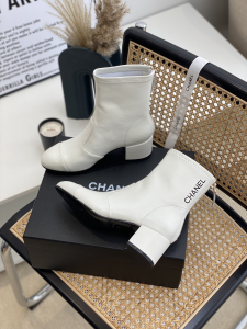 Replica Womens Shoes Chanel White Leather Ankle Boot 50MM 35 To 41 A151PP580 AA189439