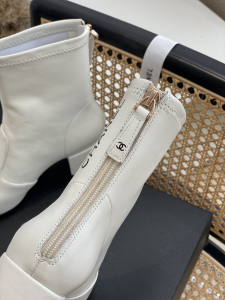 Replica Womens Shoes Chanel White Leather Ankle Boot 50MM 35 To 41 A151PP580 AA189439