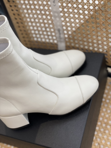 Replica Womens Shoes Chanel White Leather Ankle Boot 50MM 35 To 41 A151PP580 AA189439