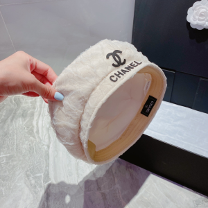 Replica Womens Hats Chanel CC Logo Beige Beret Hat A190PP180 AA189650