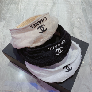 Replica Womens Hats Chanel CC Logo Beige Beret Hat A190PP180 AA189650