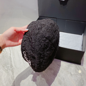 Replica Womens Hats Chanel CC Logo Black Beret Hat A190PP180 AA189649