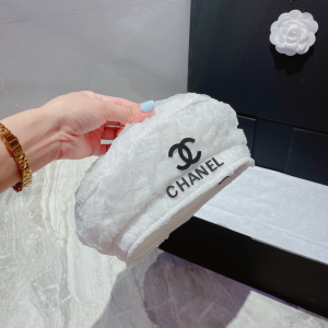 Chanel CC Logo White Beret Hat 