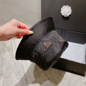 Replica Womens Hats Prada Black Re Nylon Bucket Hat A190PP180 AA189651