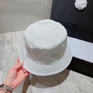 Replica Womens Hats Prada White Re Nylon Bucket Hat A190PP180 AA189652