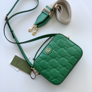 Replica Womens Handbags Gucci Love Parade GG Matelasse Leather Shoulder Bag in Bright Green 702234 21x17x7CM A09PP780 AA189524 Replica Womens Handbags Gucci Love Parade GG Matelasse Leather Shoulder Bag in Bright Green 702234 21x17x7CM A09PP780 AA189524