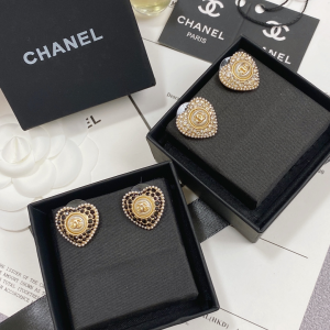 Chanel CC Logo Heart Earrings 