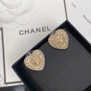 Replica Womens Jewelry Chanel CC Logo Heart Earrings A152PP180 AA190132