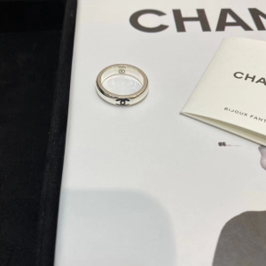 Replica Womens Jewelry Chanel CC Logo Silver Rings A152PP180 AA190129