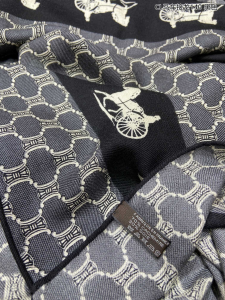 Replica Womens Scarf Celine Triomphe Silk Scarf Black 140x140CM A151PP280 AA190046