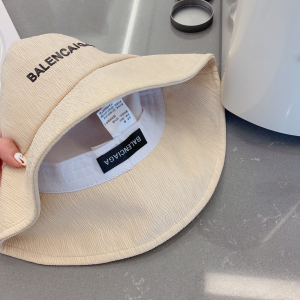 Replica Womens Hats Balenciaga Beige Cotton Bucket Cap Hat A190PP180 AA191065