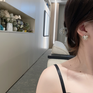 Replica Womens Jewelry Chanel Gold CC Logo Heart Earrings A173PP180 AA191042